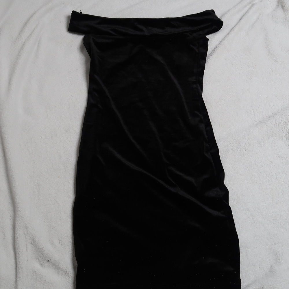 Forever 21 Black Dress